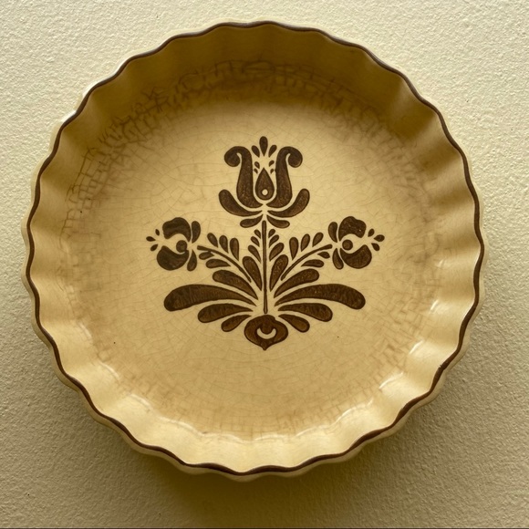 Vtg Pfaltzgraff Village Quiche Dish #233 Beige 9" - Picture 2 of 12